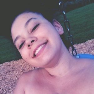 Meet your Posher, Kaya